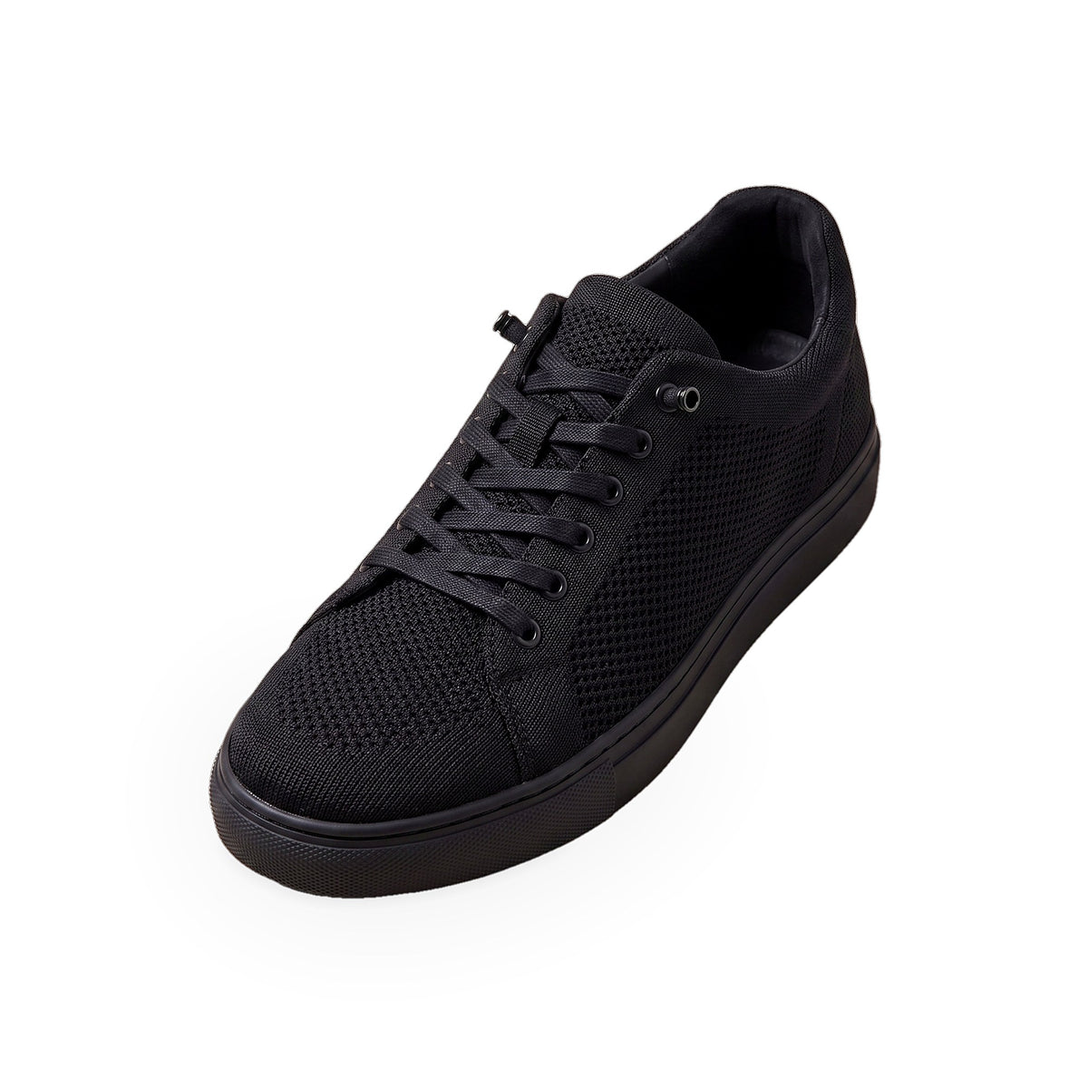 achray-sneaker-Black-hero
