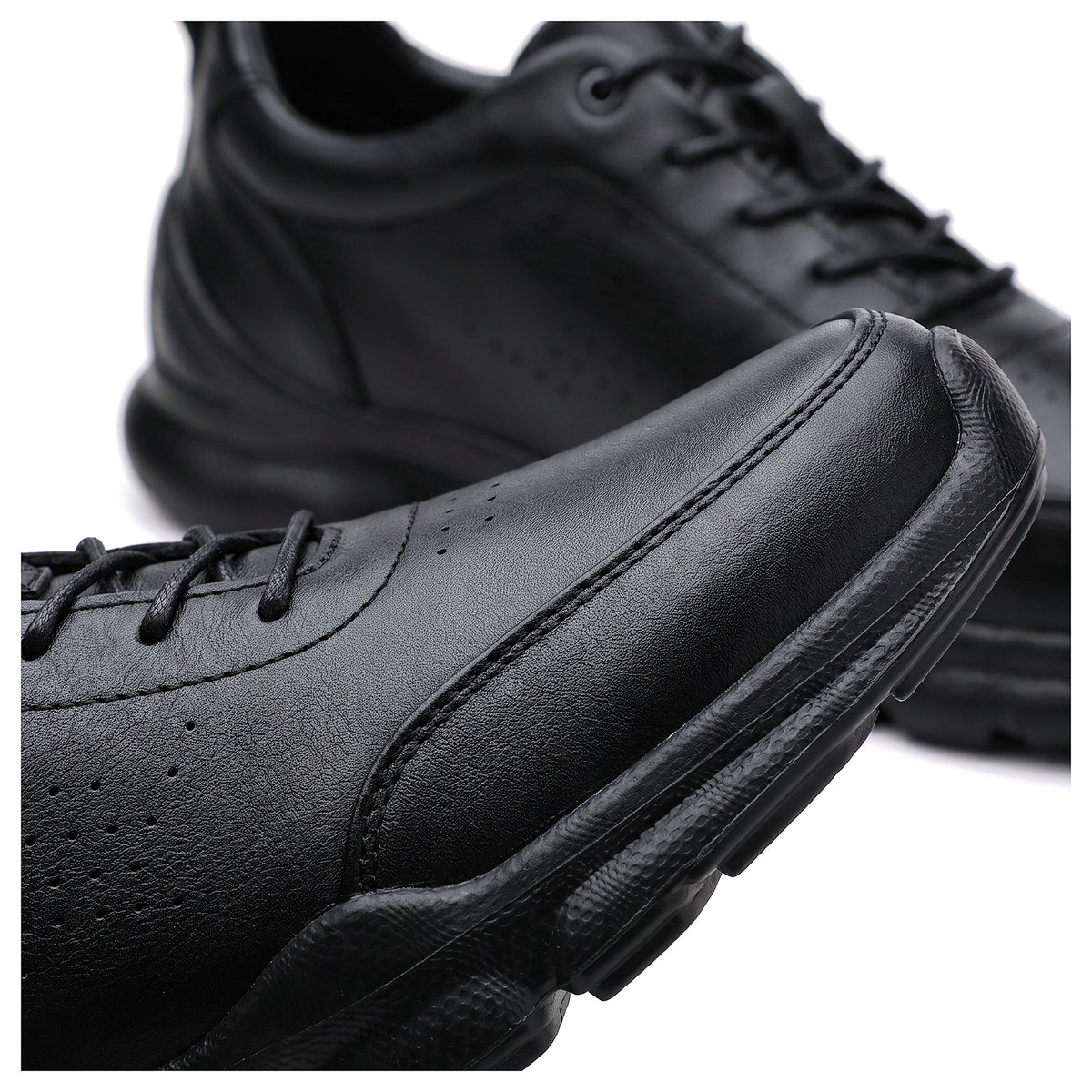 alderton-court-sneaker-Black-macro