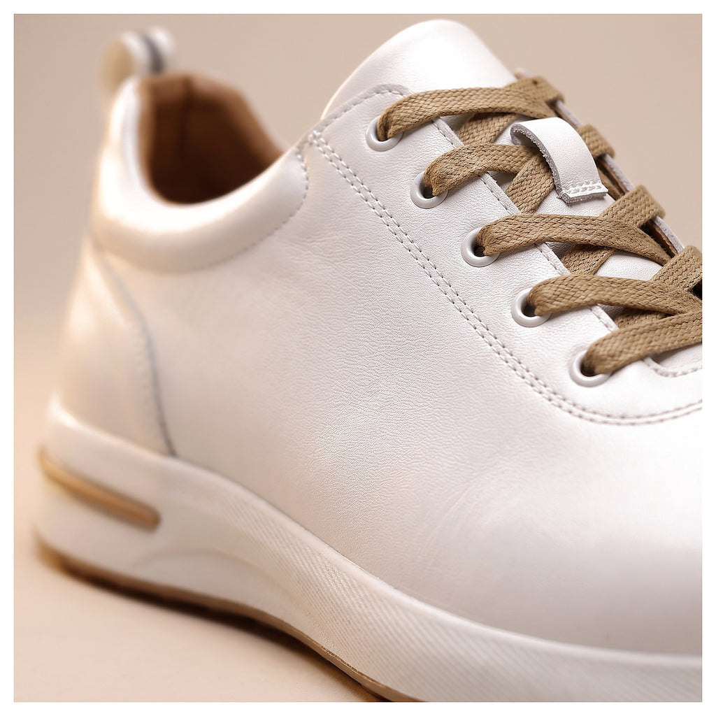 ledbury-sneaker-White-macro