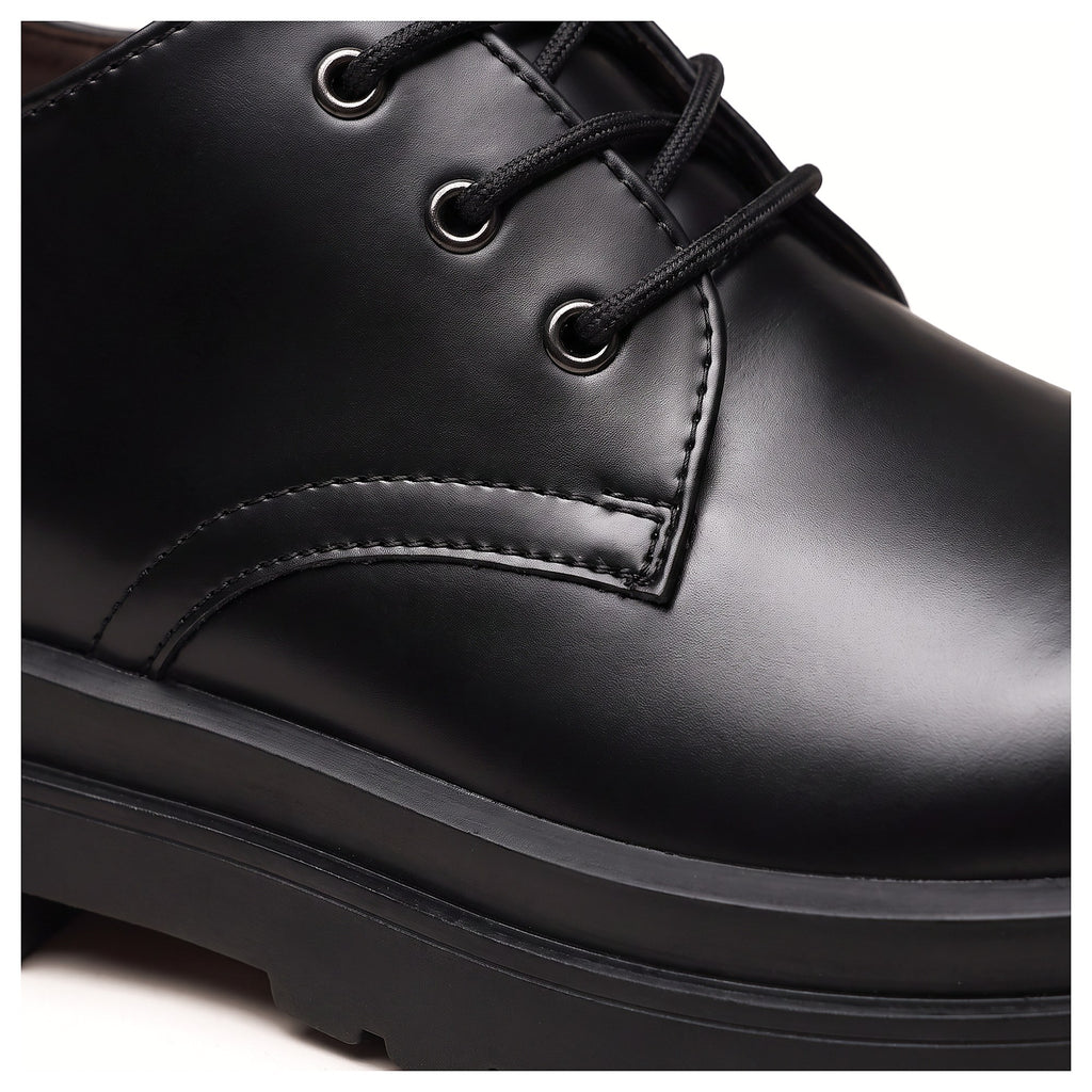 lindow-oxford-Black-macro