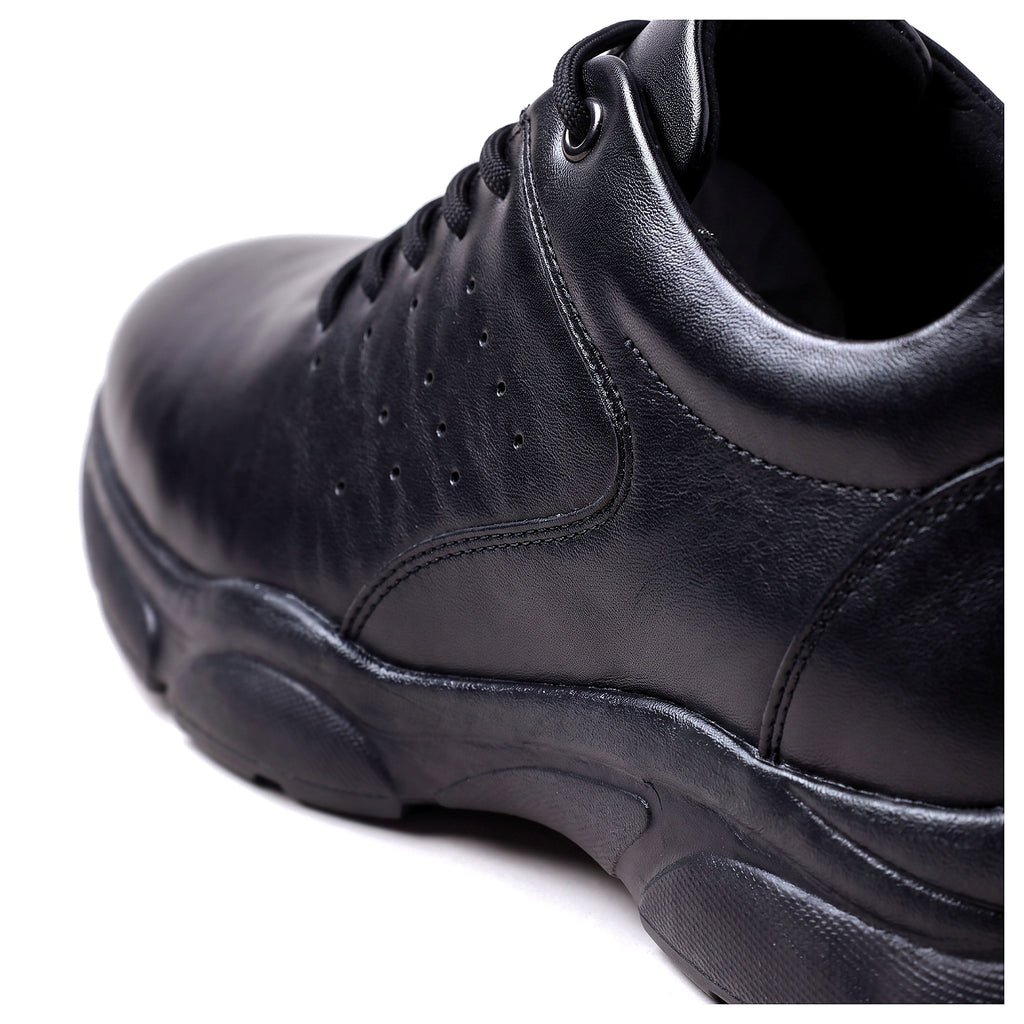 otterburn-trail-sneaker-Black-macro