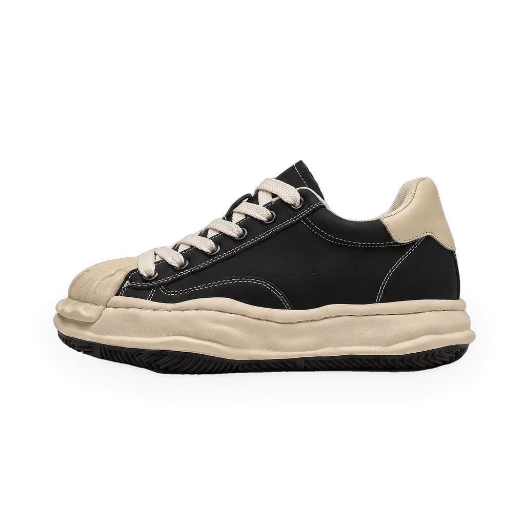 tarn-sneaker-Black-lateral