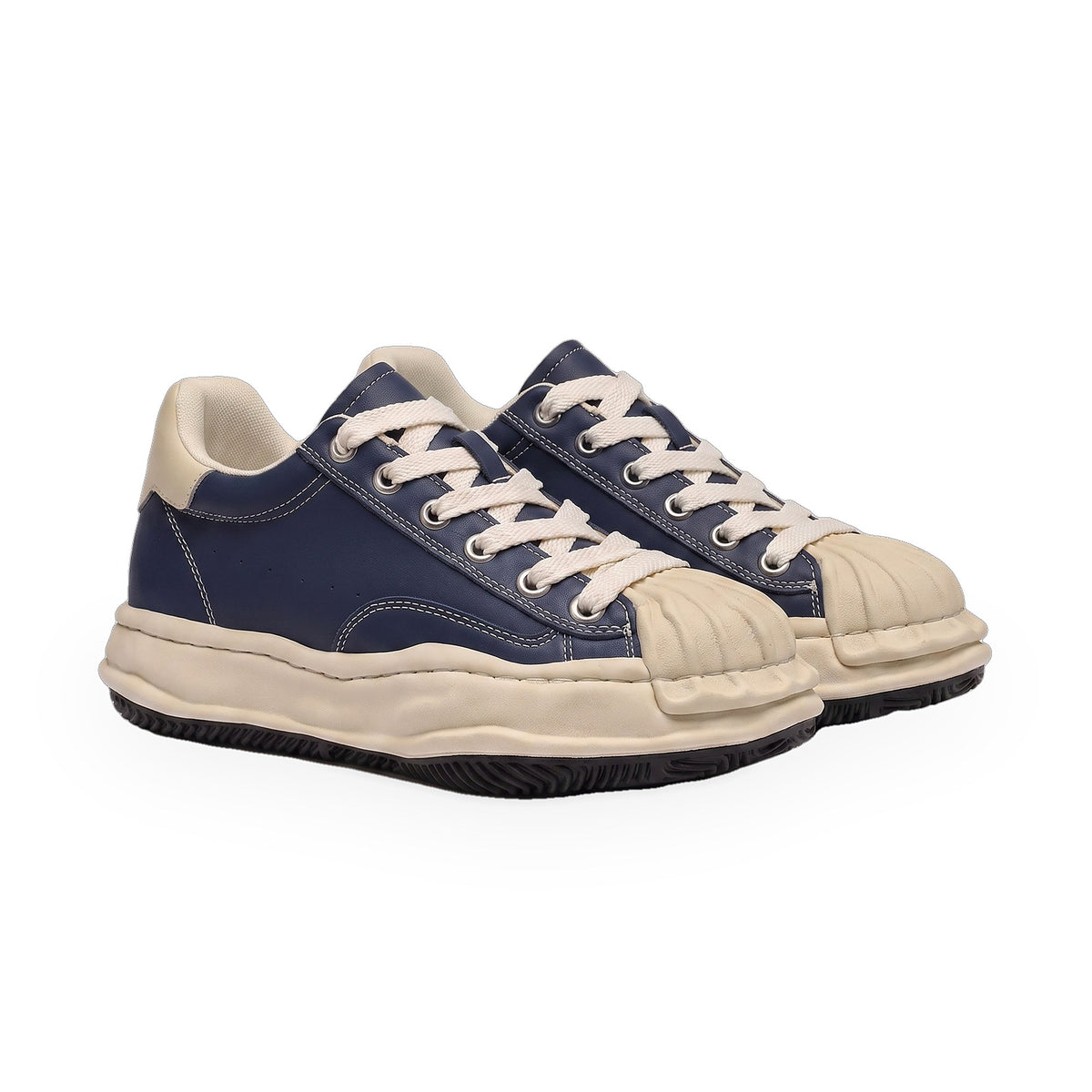 tarn-sneaker-Black-pair