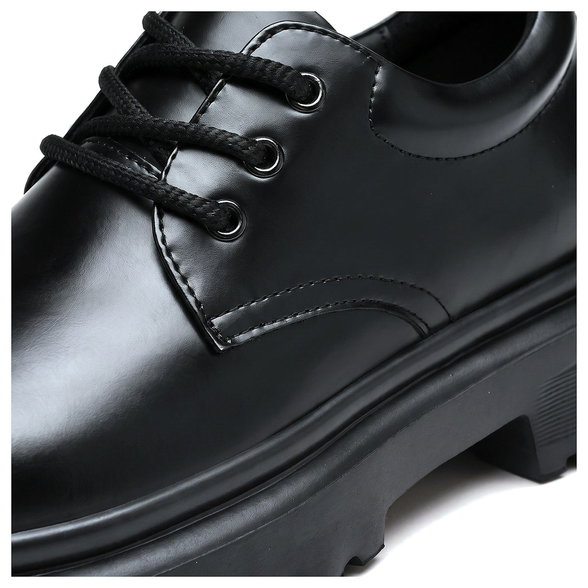 thorpe-derby-Black-macro