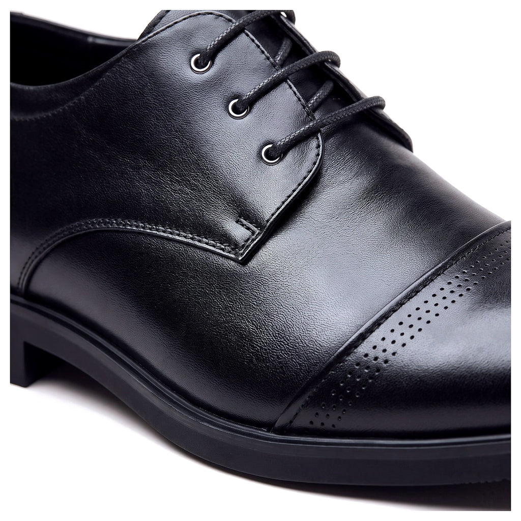 vantry-derby-Black-macro