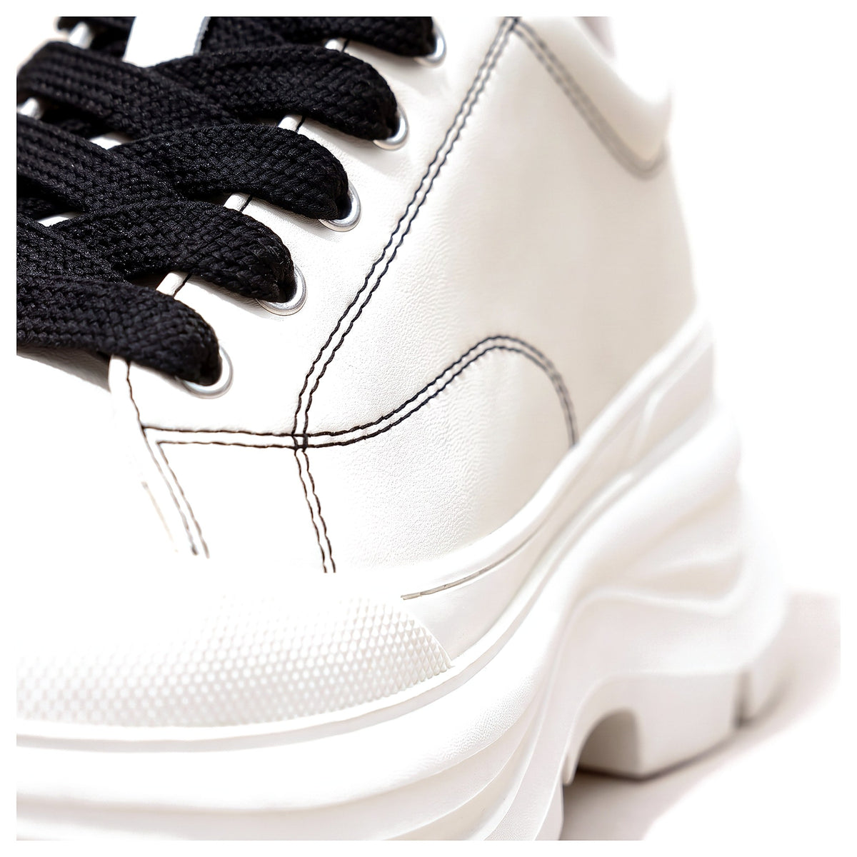 wenlock-runner-White-Bone-macro